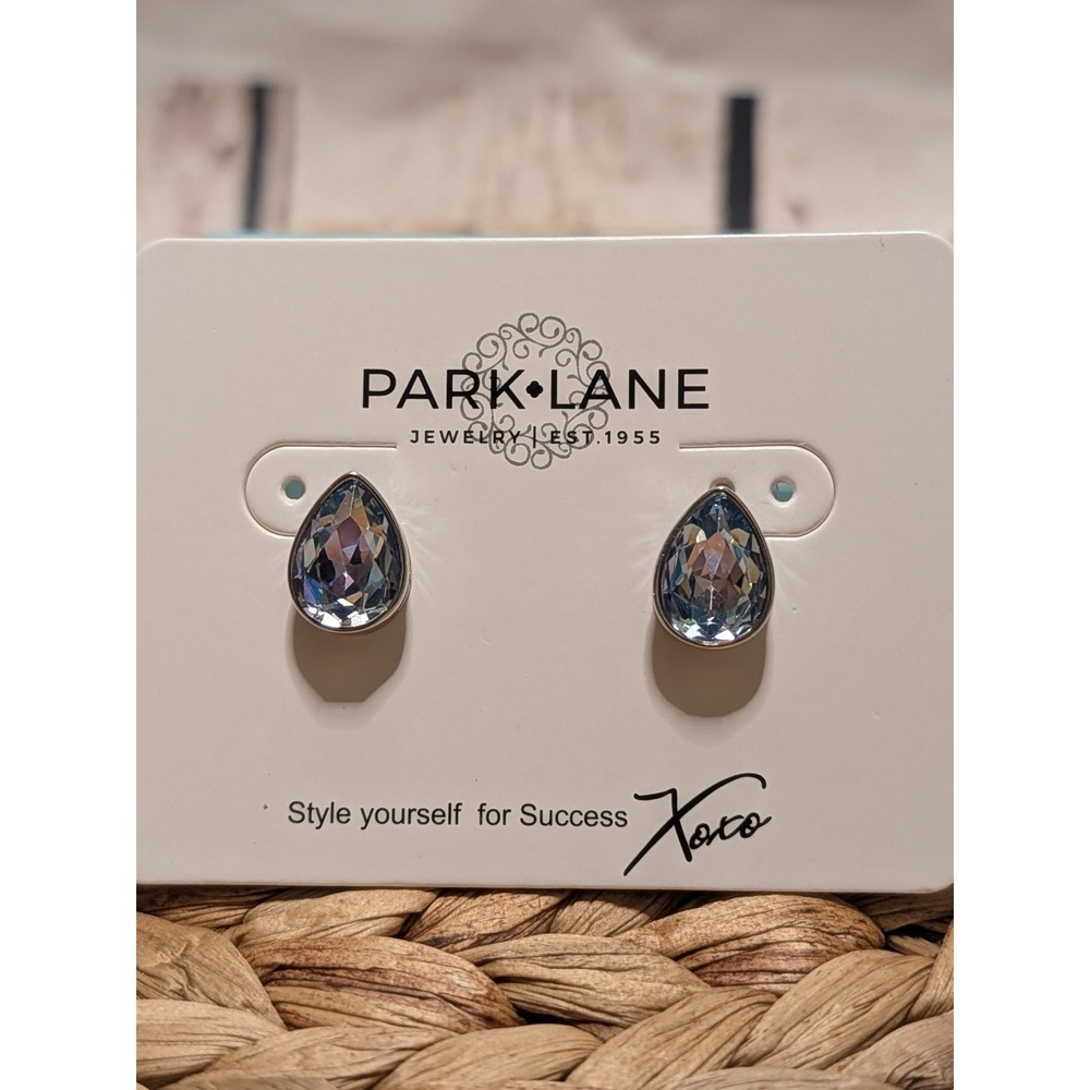 Park Lane SNOWFALL Teardrop Blue Crystal Stud EARRINGS NIB